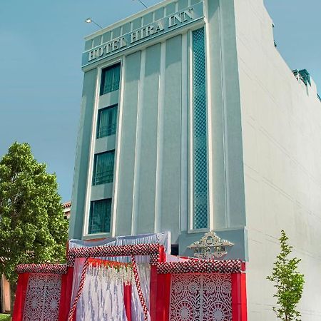 Hotel Hira Inn-10Mins From Railway Station & Bus Station Аллахабад Экстерьер фото
